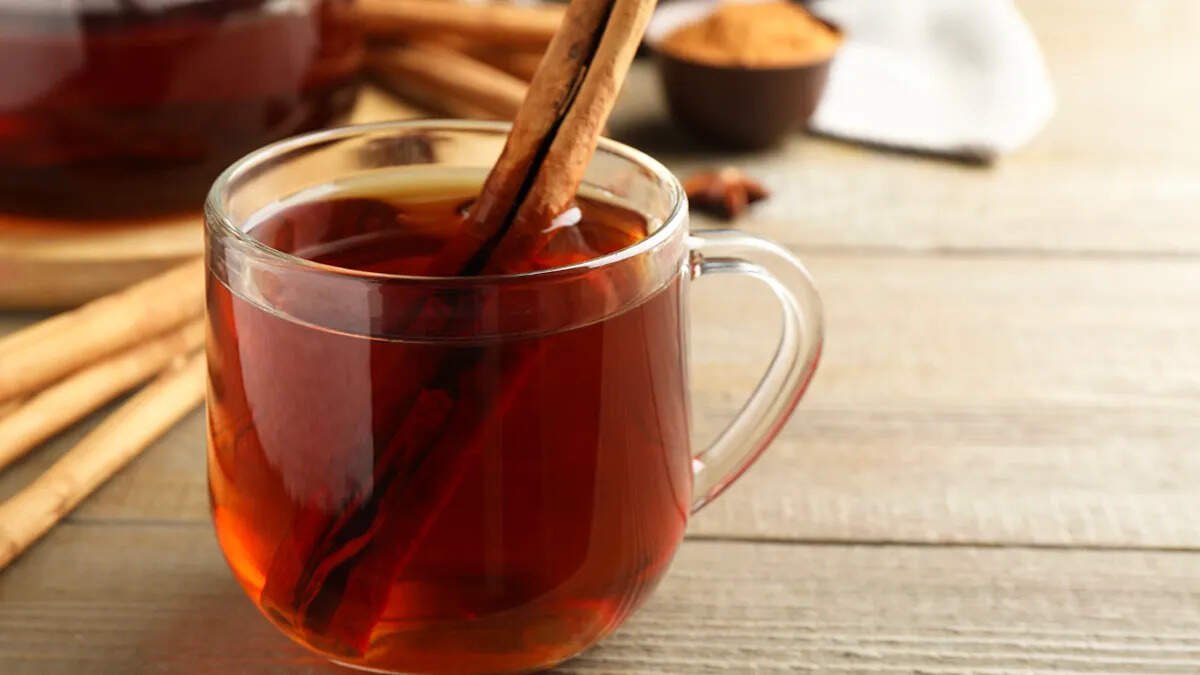 Top 7 Benefits Of Drinking Cinnamon Water