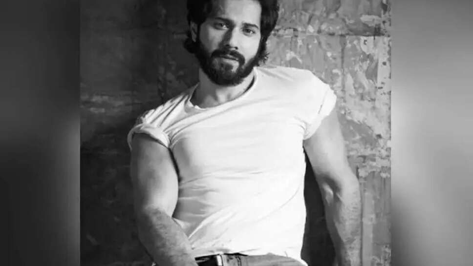 Top 10 Pics Of Varun Dhawan In 2022